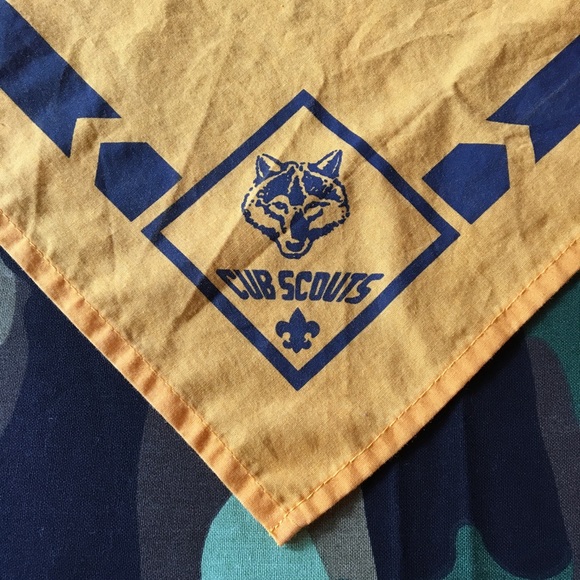 Cub Scouts Accessories - Cub Scouts Neckerchief with Wolf! 🐺